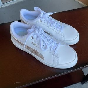White Puma size 7.5